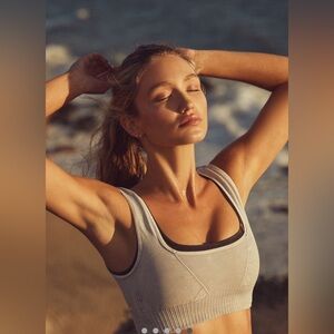 Good Karma Square-Neck Bra Ice gray Sz S. NWOT